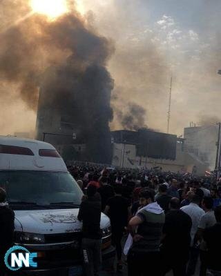 مشاركة اكثر من ١٥ اطفائية في اخماد حريق المطعم التركي وسط بغداد