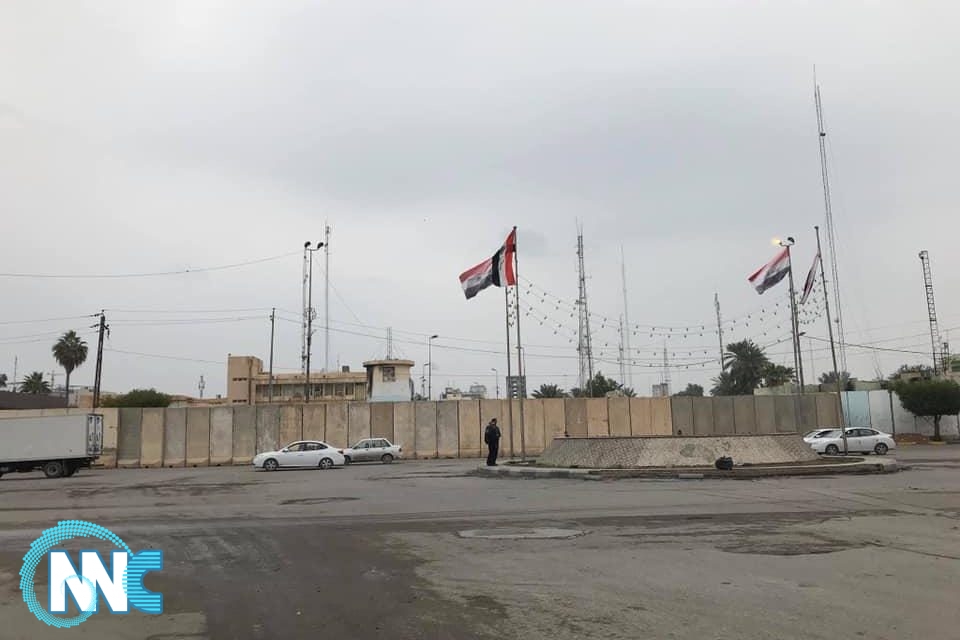 السلطات بكربلاء تحصن مجلس المحافظة بالجدران الكونكريتية تحسبا لاقتحامه