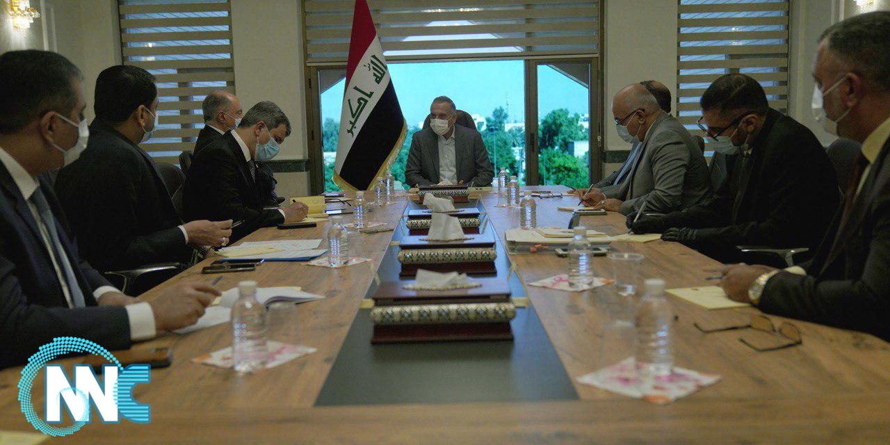 Al-Kazemi meets with a number of ministers and officials to discuss remedies for unemployment and youth employment