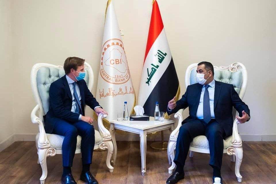 السفير البريطاني في بغداد: الارتفاع الملحوظ بالاحتياطيات الأجنبية يدعم اقتصاد العراق