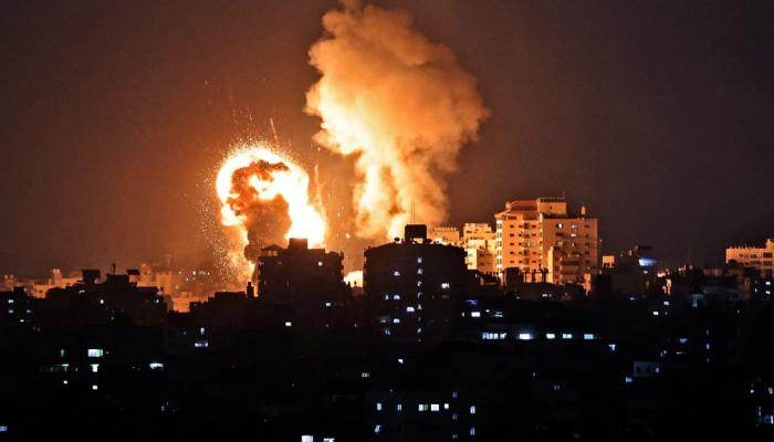 130 غارة إسرائيلية على غزة تخلف عشرات الضحايا بينهم أطفال