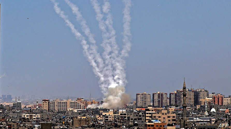 بعد مقتل إسرائيليتين.. إسرائيل تشن غارات جديدة على قطاع غزة
