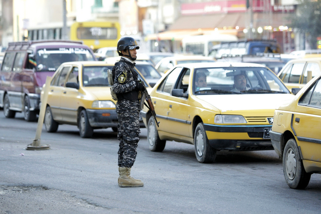 وفق جدول زمني.. الاستمرار برفع نقاط التفتيش في بغداد
