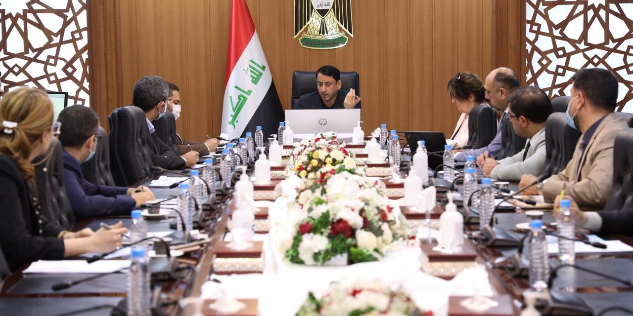 Al-Ghazi urges ministries to support e-governance project مشروع