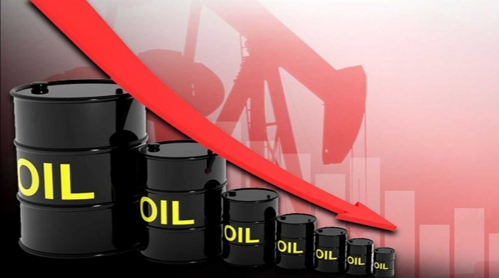 انخفاض أسعار النفط في الأسواق العالمية