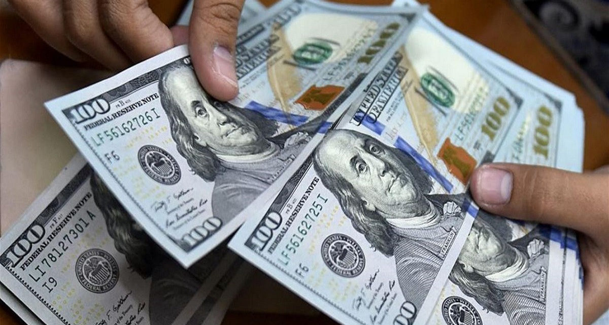 ارتفاع اسعار الدولار مع اغلاق البورصة في اسواق بغداد