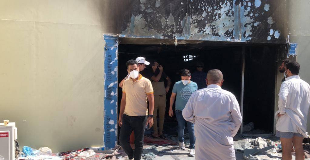 بالصور: اثار الركام الذي خلفه حريق مركز عزل كورونا بمدينة الناصرية