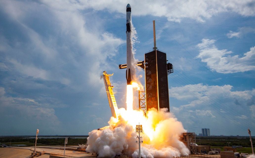 أبرز 5 نقاط عن رحلة “سبيس إكس” السياحية إلى الفضاء