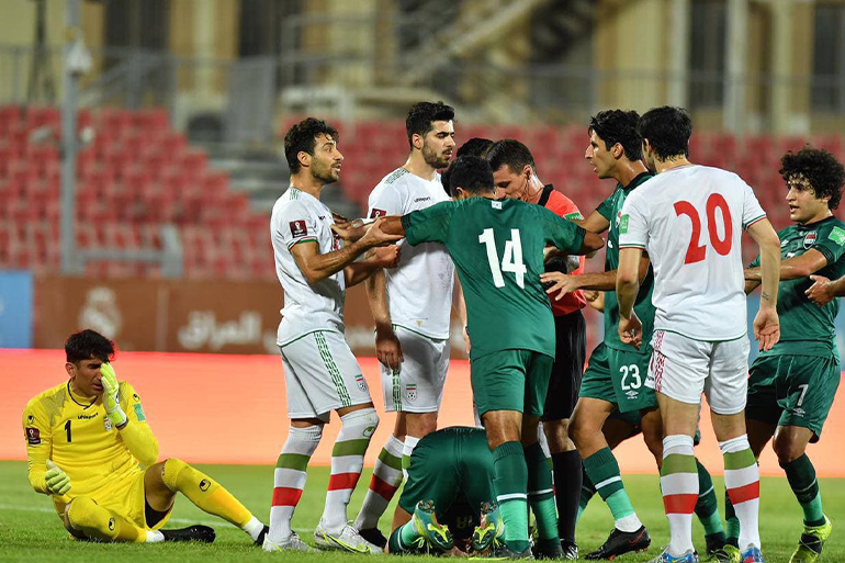العراق يخسر بثلاثية امام ايران في تصفيات كأس العالم