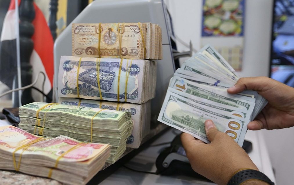 المالية النيابية تبدد آمال العراقيين: سعر الدولار ثابت