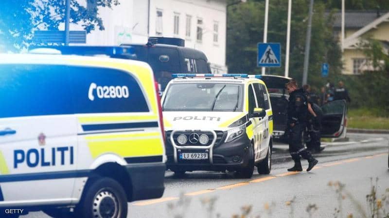 بالقوس والسهام.. رجل يقتل عدة أشخاص في النرويج